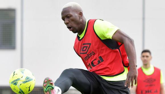 Luis Advíncula tiene contrato con Rayo Vallecano hasta mediados del 2022. (Foto: Rayo Vallecano)