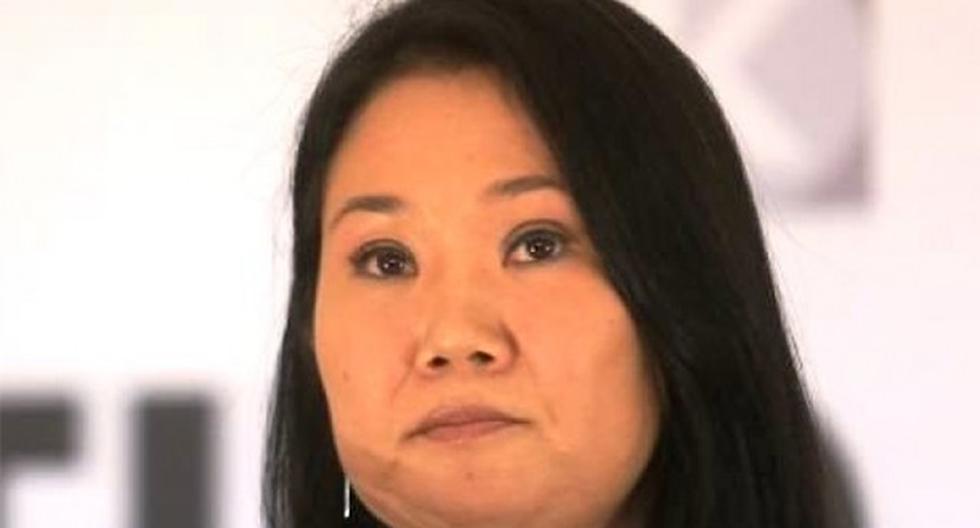 Keiko Fujimori enfrenta varias tachas en el JEE por supuestamente entregar dinero durante sus mítines. (Foto: América TV)