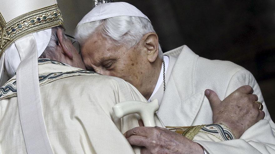 Así fue el encuentro entre Francisco y Benedicto XVI [FOTOS] - 1