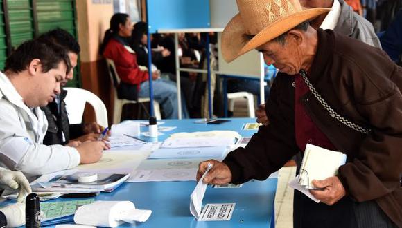 Guatemala elige presidente en medio de crisis de corrupción