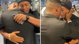 Ronaldinho y Eto’o al borde de las lágrimas durante un emotivo encuentro | VIDEO