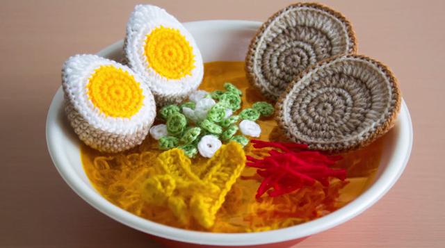 Aprende a crear deliciosos platillos usando lana y un crochet - 1