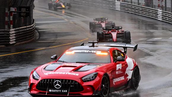Bandera roja GP de Mónaco 2022: salida sufre demora por lluvia en el Principado | Foto: AFP