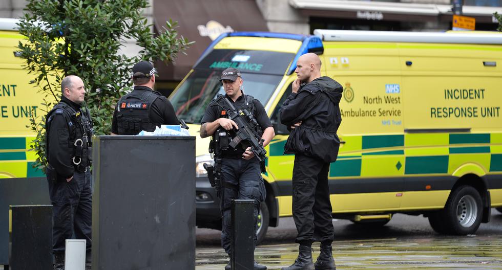La Policía antiterrorista británica ha asumido la investigación del ataque con cuchillo cometido este viernes en el centro comercial The Arndale Centre de Manchester. (Reuters)