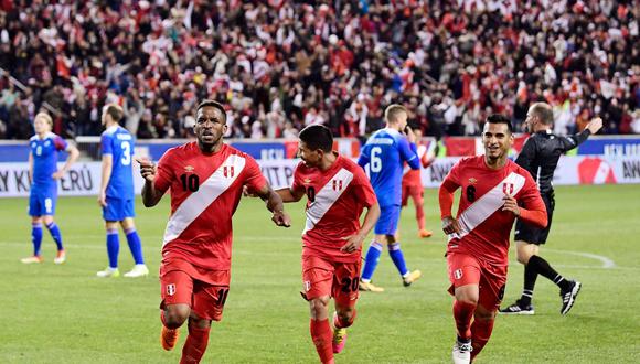 France Football elogió a la selección peruana y a Miguel Trauco. (Foto: AFP)