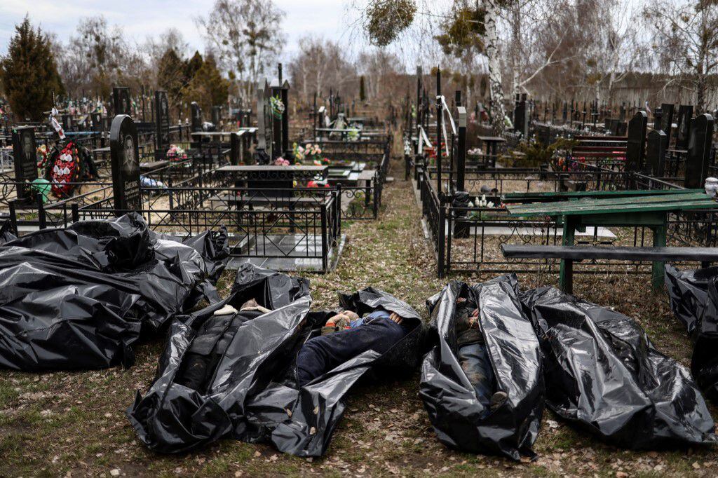 Bags with corpses have been deposited in the Bucha cemetery in order to be identified by Ukrainian forensic experts.  The city has experienced one of the most tragic episodes since the beginning of the Russian offensive on Ukraine.