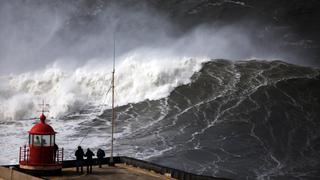 Inglaterra, España y Portugal padecen por fuertes temporales
