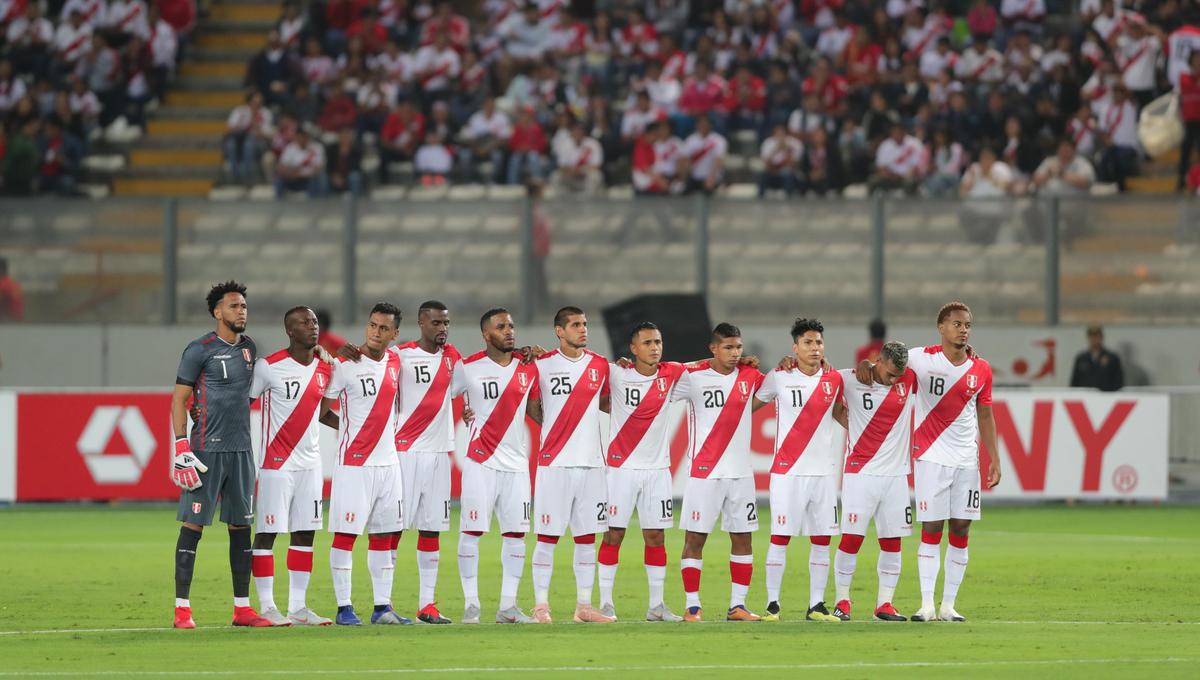 Perú vs. Ecuador EN VIVO: así se cantó el himno nacional en el Día del Hincha Peruano | VIDEO. (Foto: AFP)