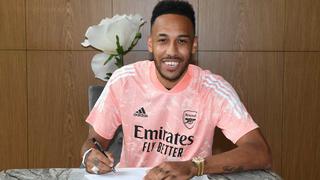 Aubameyang renovó contrato con Arsenal por tres temporadas