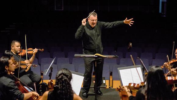 El concierto inaugural de la nueva Orquesta Filarmónica de Lima contará con la participación como invitado especial del director y concertista Emmanuel Baldini. La presentación será este sábado en el Auditorio del Colegio Santa Úrsula.