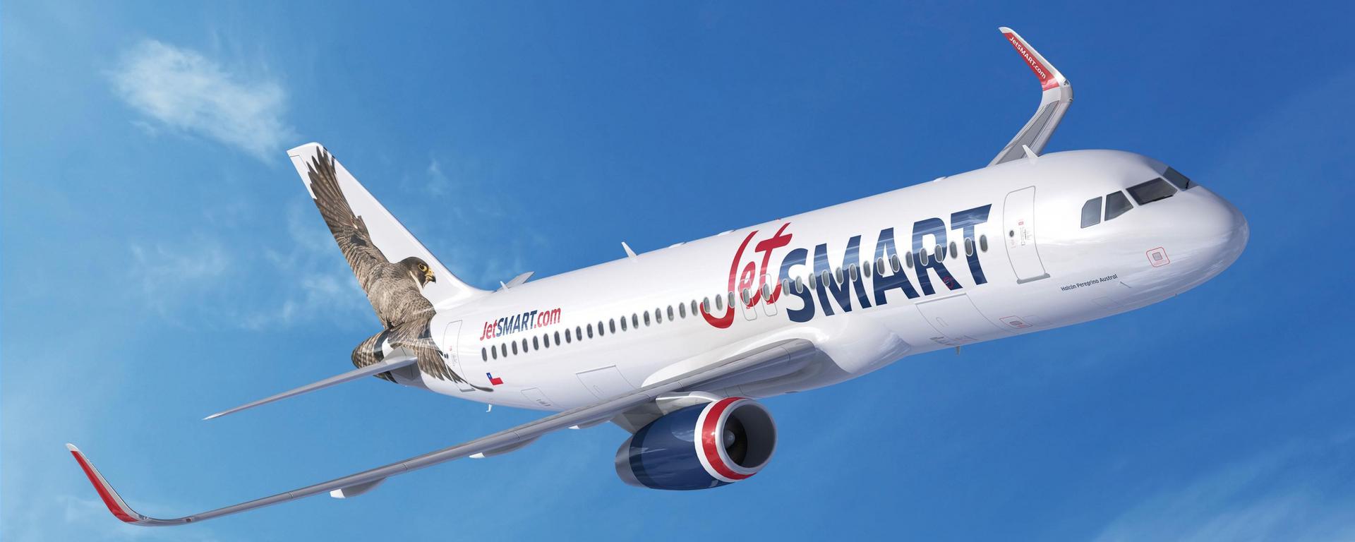 JetSmart va tras Viva Air: ¿cómo le ganaría la compra a Avianca? ¿se viene una nueva guerra ‘low cost’?