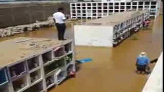 Desborde de río Asia inunda viviendas, cultivos y cementerio