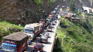 Restringen tránsito en la Carretera Central hasta las 5 a.m.