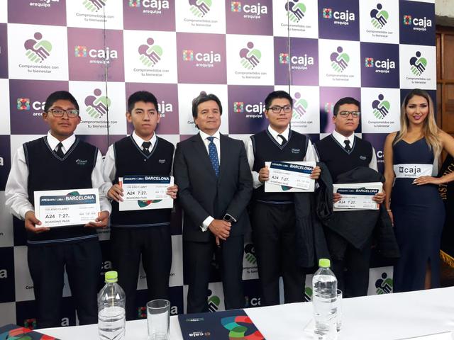 Los alumnos ganadores de Arequipa. (Foto: Zenaida Condori)