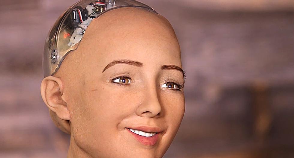 Ella es Sophia, la simpática robot que amenaza con destruir a la humanidad. (Foto: Captura de YouTube)