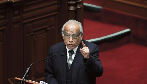 Torres negó haber promovido actos violentos contra el Congreso durante un evento oficial en Palacio. (Foto: Hugo Pérez / GEC)