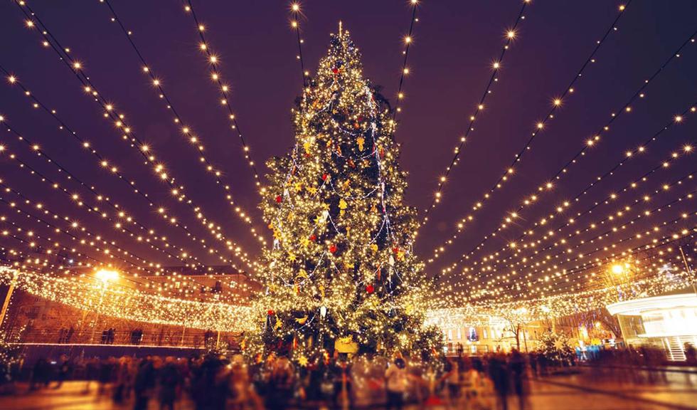 Los 5 árboles de Navidad más famosos del mundo | árboles de Navidad |  Navidad | fiestas navideñas | países | Nueva York | París | Hungría |  Italia | Lituania | VAMOS | EL COMERCIO PERÚ