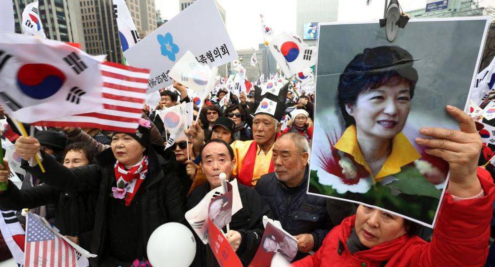 A pesar de los cargos en su contra, Park Geun-hye ha tenido miles de simpatizantes (Foto: EFE)