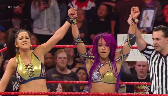 WWE RAW: Sasha Banks y Bayley vencieron a Ronda Rousey y Natalya, repasa todas las luchas del evento | VIDEO. (Foto: WWE)