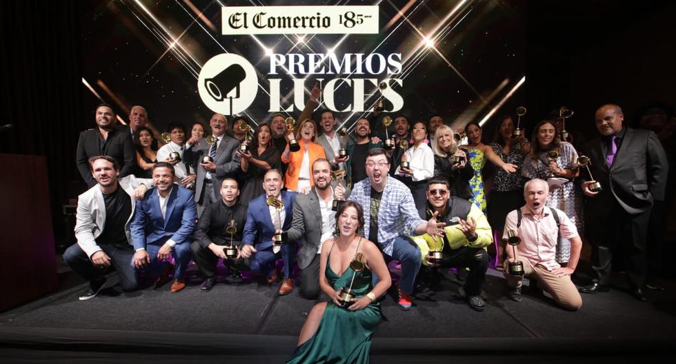 Los ganadores de los Premios Luces 2023 celebran tras finalizar la ceremonia en el Hotel Hilton Miraflores. (Foto: Anthony Niño de Guzmán/ GEC)