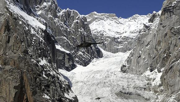 Con sus 6.700 metros de altura, el glaciar ubicado al norte de la disputada Cachemira puede ser mortal, pero no por la cantidad de hombres armados hasta los dientes que está estacionados en sus laderas y valles, sino por las condiciones climáticas y orográficas . / GETTY IMAGES