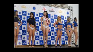 Cruzeiro presentó su línea de ropa interior con bellas modelos