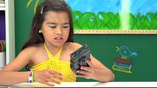 "¿Qué es un walkman?" se preguntan los niños