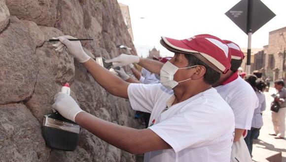 Cusco: campaña para limpiar muros reúne a 1.860 voluntarios