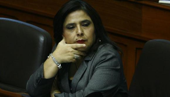 Ana Jara también critica la destitución de Julia Príncipe