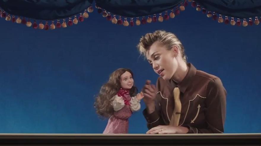 Miley Cyrus lanza nuevo video en tributo a Elvis Presley
