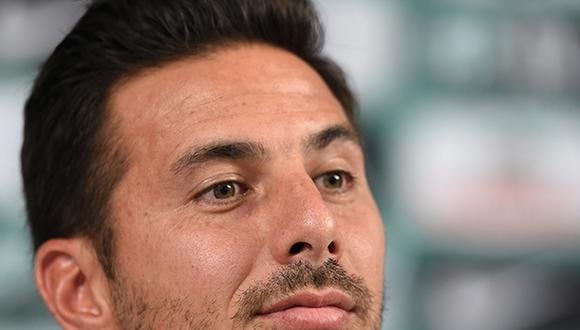 Claudio Pizarro tendrá un partido de despedida en Alemania en el mes de setiembre.