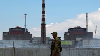 ¿Fuga radioactiva? ¿'bomba sucia’?: la alarma por los ataques a la central nuclear de Zaporizhzhia