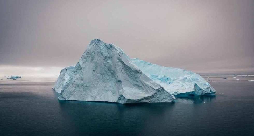 Capas de hielo en Antártida son capaces de retroceder hasta 50 metros al día. Foto de un iceberg. (Foto: Andrea Spallanzani/Pixabay)