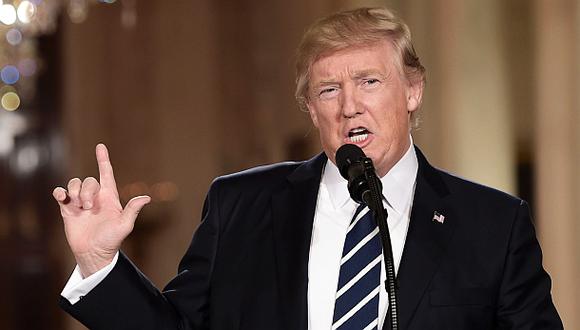 Trump dice que el veto busca mantener fuera a "malas personas"