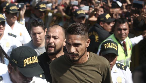 Paolo Guerrero, mediante un video que circula en sus redes sociales, agradeció a los miles de hinchas peruanos que participaron de la marcha realizada este domingo por la sanción en su contra. (Foto: USI)