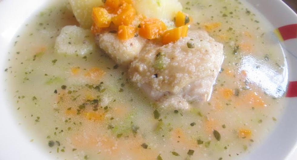 La sopa de sémola es un platillo ideal para los días de frío. (Foto: Captura/YouTube-La Peruanita Express)