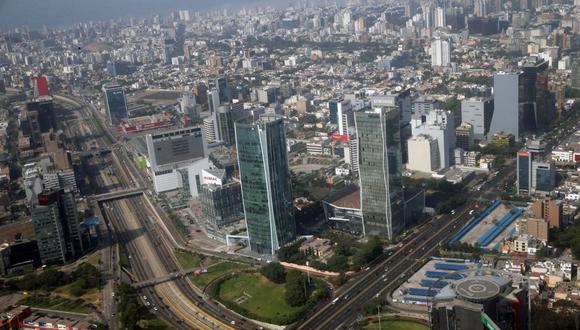 Fitch ratifica el rating soberano (BBB) y mantiene el outlook negativo para el Perú.