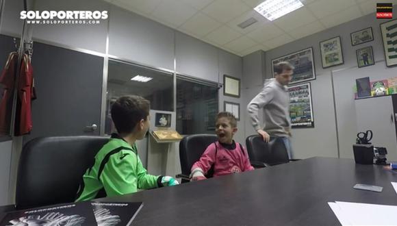 YouTube: Iker Casillas sorprendió a niños con cámara oculta