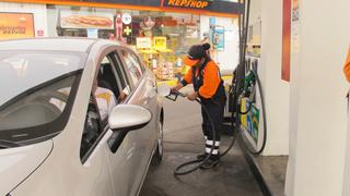 Confiep exige al Gobierno garantizar el abastecimiento de combustible tras paralización de Repsol