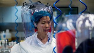 Científica china en el centro de polémica sobre el coronavirus niega filtración de laboratorio de Wuhan