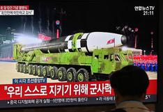 Lo que se sabe del enorme misil que Corea del Norte develó durante un desfile militar 