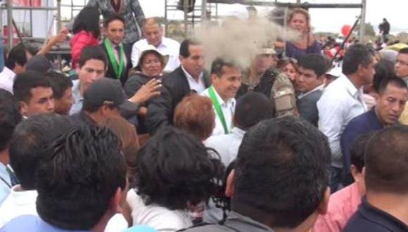 Áncash: Policía identificó a persona que arrojó arena a Humala