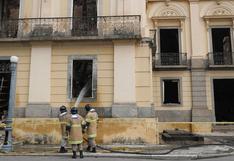 Bomberos siguen trabajando entre ruinas de Museo Nacional de Brasil | FOTOS