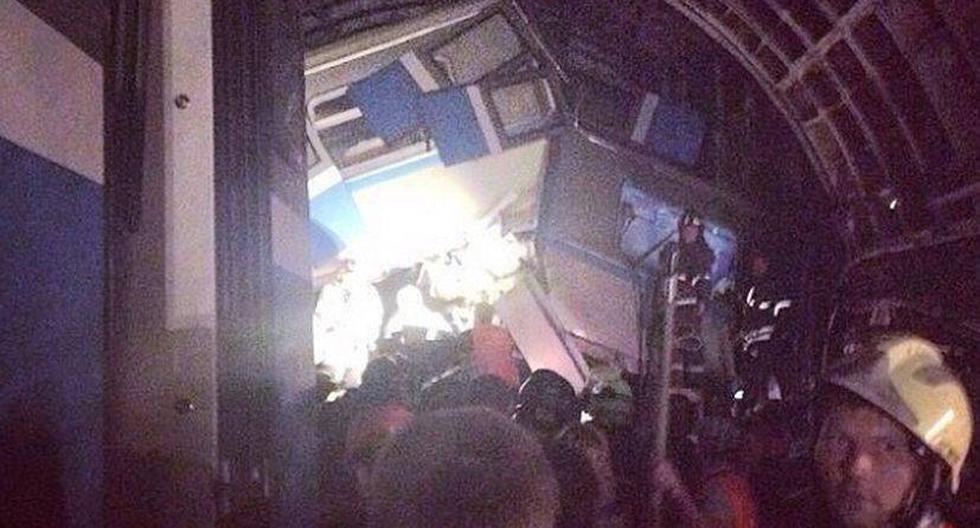 Todavía hay cuerpos atrapados entre los escombros del tren. (Foto: toporintv/Instagram)
