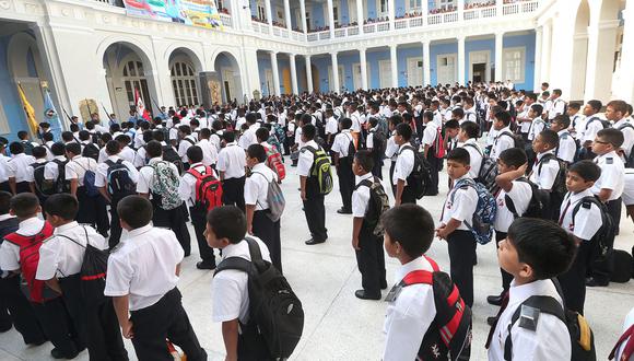 Las clases en los colegios públicos del país iniciarán este 12 de marzo. (Foto: Andina)
