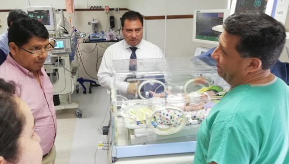 Se informó que se debe esperar la evaluación de la recuperación de la pequeña que estará sujeta a una constante supervisión médica. (Foto: EFE)