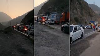 Semana Santa: reportan gran congestión en la carretera Central por el despiste de un camión en el km 65 | VIDEO 