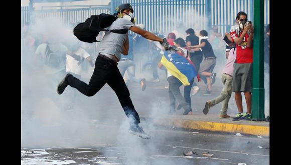 #21F: opositores vuelven a chocar con fuerzas de Nicolás Maduro