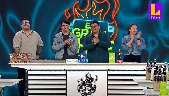 El Cholo Mena, la Gastronauta y el elenco de A Comer.pe fueron los jurados provisionales de "El gran chef: famosos" | Foto: Latina TV