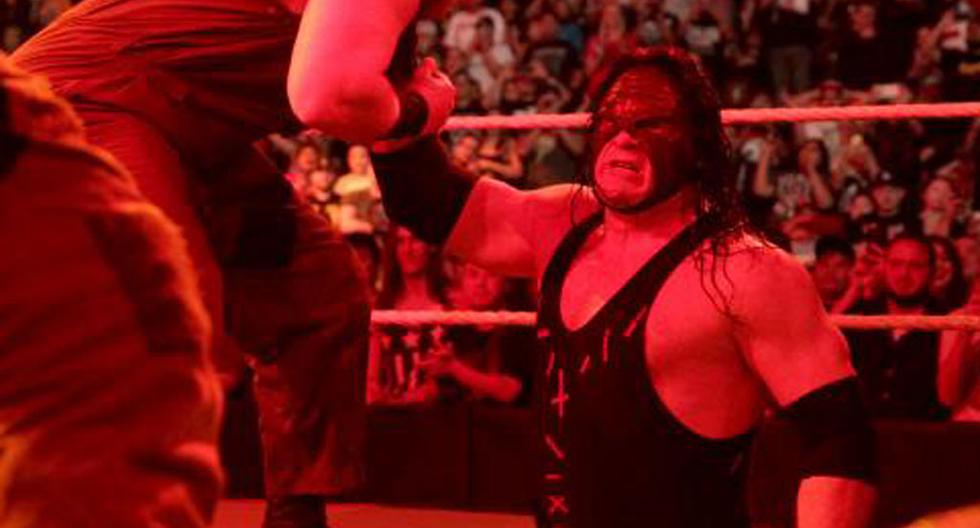 Kane salió del infierno para humillar a The Wyatt Family | Foto: WWE